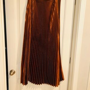 Elegant Brown Pleated Skirt NY & CO XL